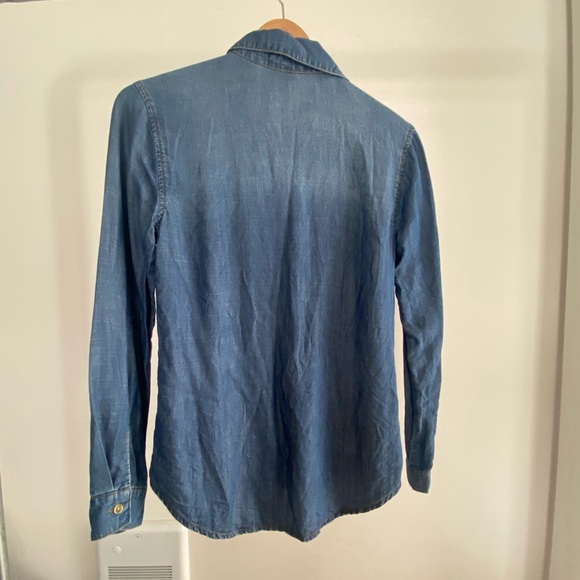 Anthropologie- cloth & stone Chambray Buttondown - Picture 3 of 3